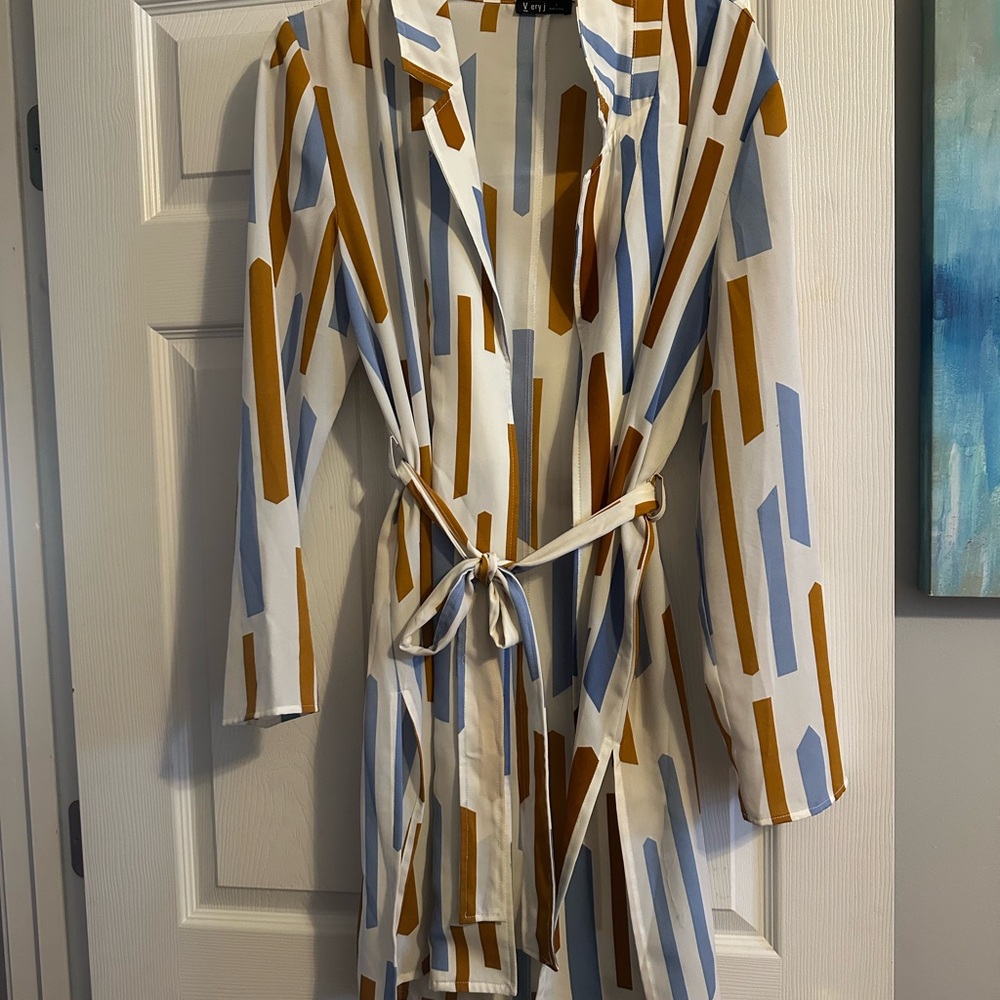 Stylish Geometric Patterned Robe L